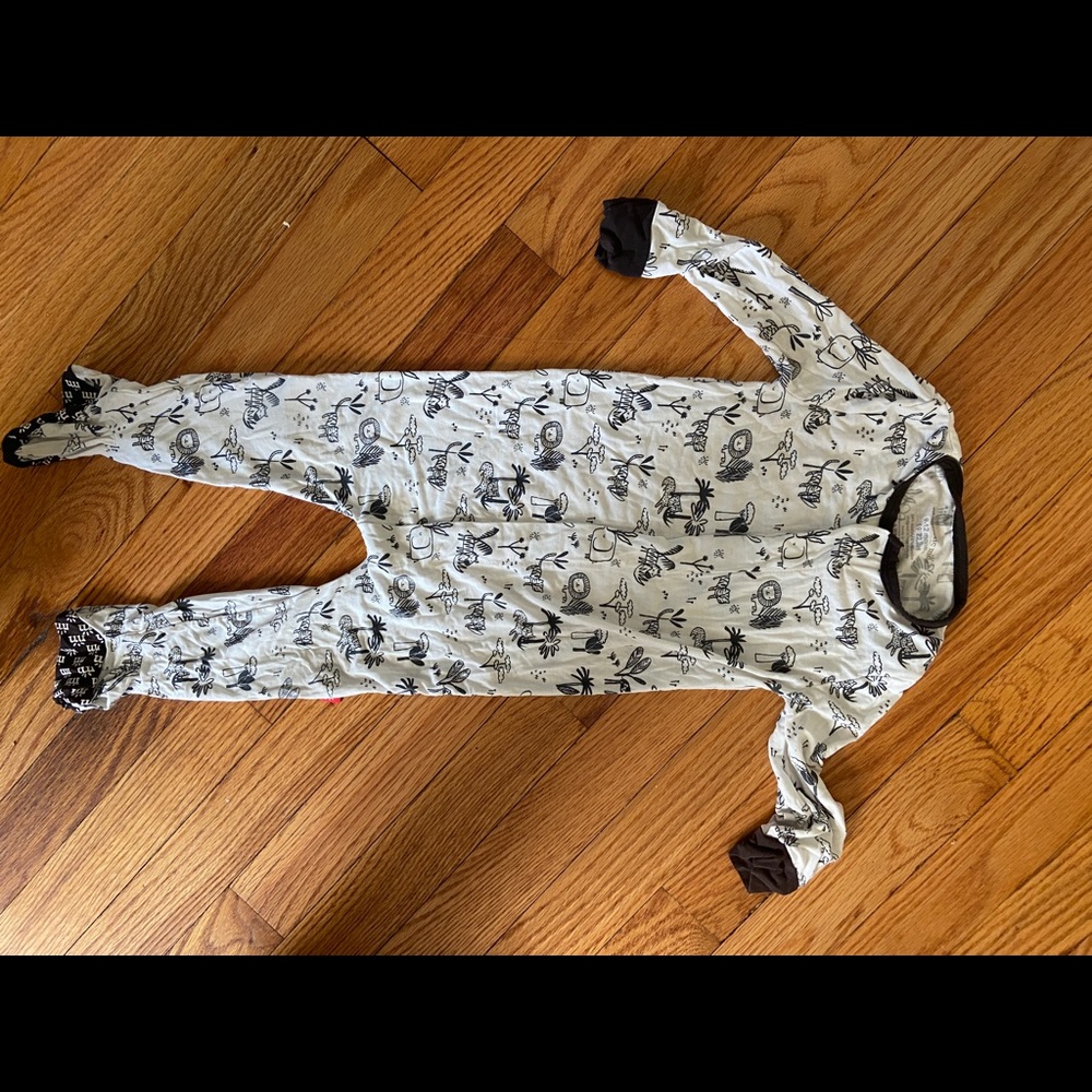 Magnetic me jammies
